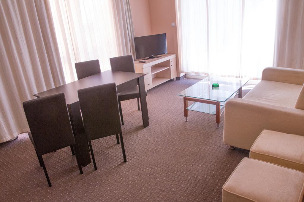 Guest House Sg-Brothers Obzor Ngoại thất bức ảnh