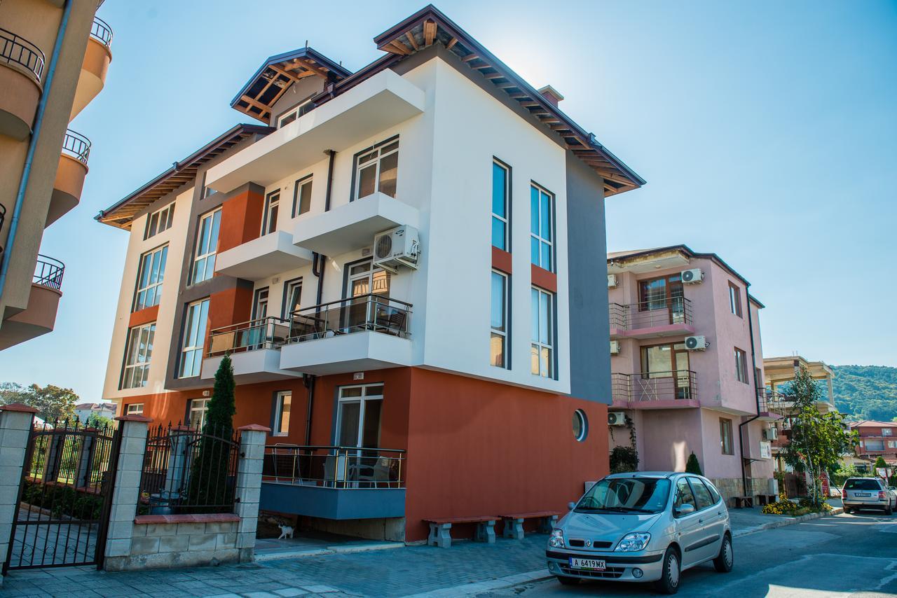 Guest House Sg-Brothers Obzor Ngoại thất bức ảnh